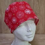 GORRO ESTRELLAS  NAVIDEÑAS ROJO