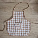 CASTAÑERA DELANTAL Y PAÑUELO