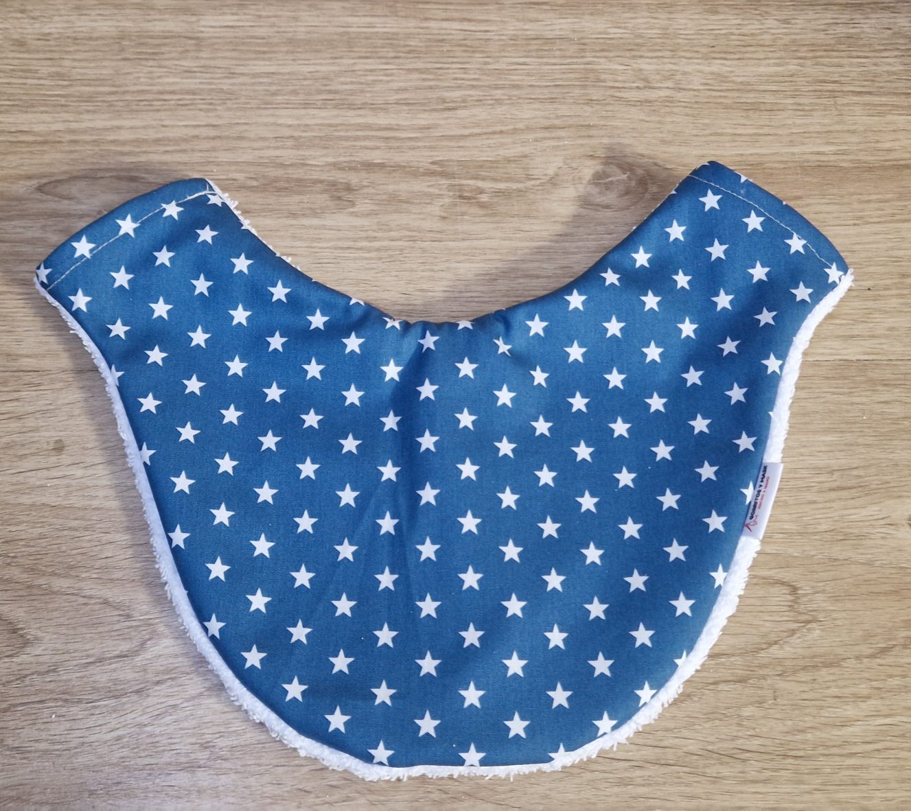 Funda Protector de Tiroides Estrellitas