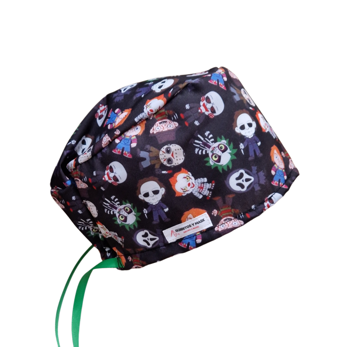 Gorro quirúrgico de Halloween con Chucky, Freddy Krueger y personajes del terror. Diseño original en poliéster fino para profesionales sanitarios. ¡Descúbrelo!